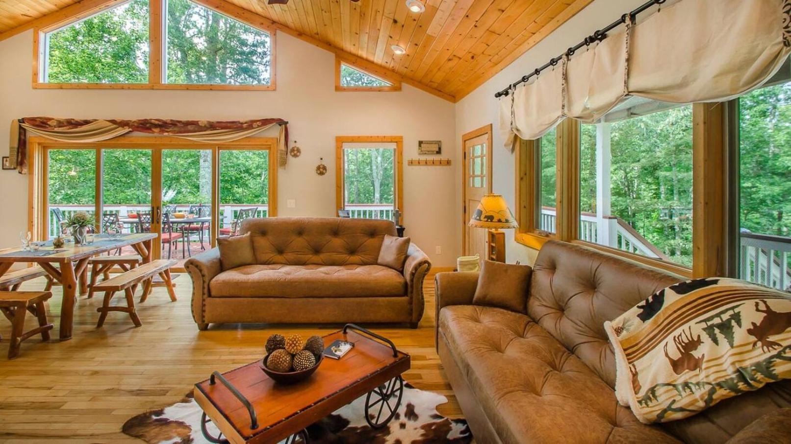 Lux Mtn Cabin - Hot Tub, Fire Pit, Game Room Franklin Exterior photo