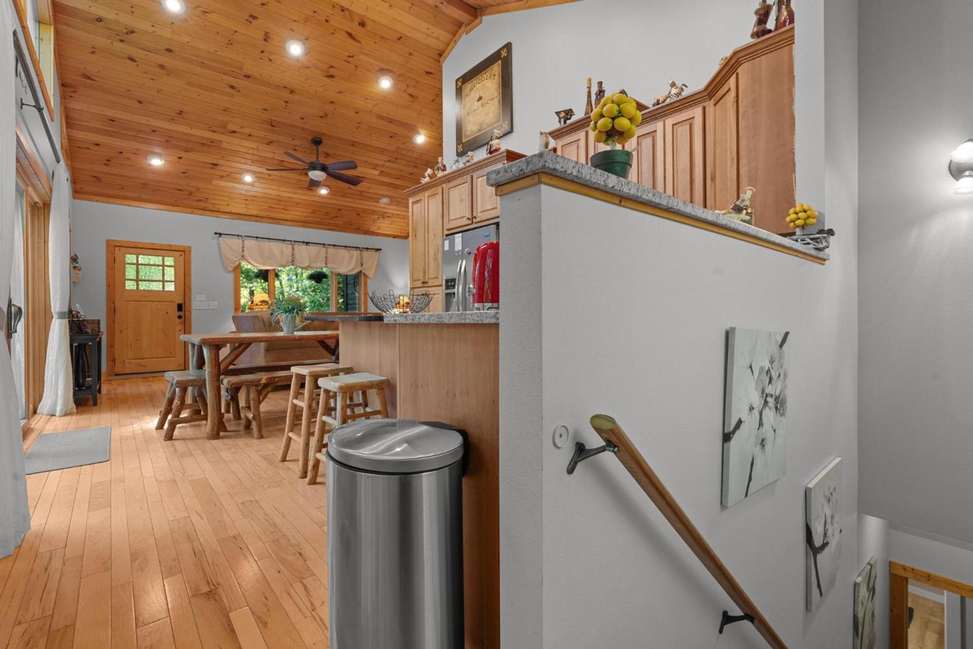 Lux Mtn Cabin - Hot Tub, Fire Pit, Game Room Franklin Exterior photo